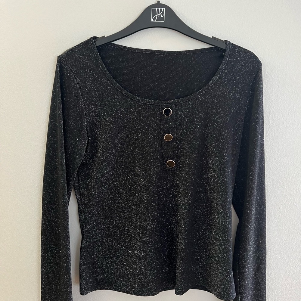 006 - Black with silver shine. 3 bottoms . Size M . Worn once